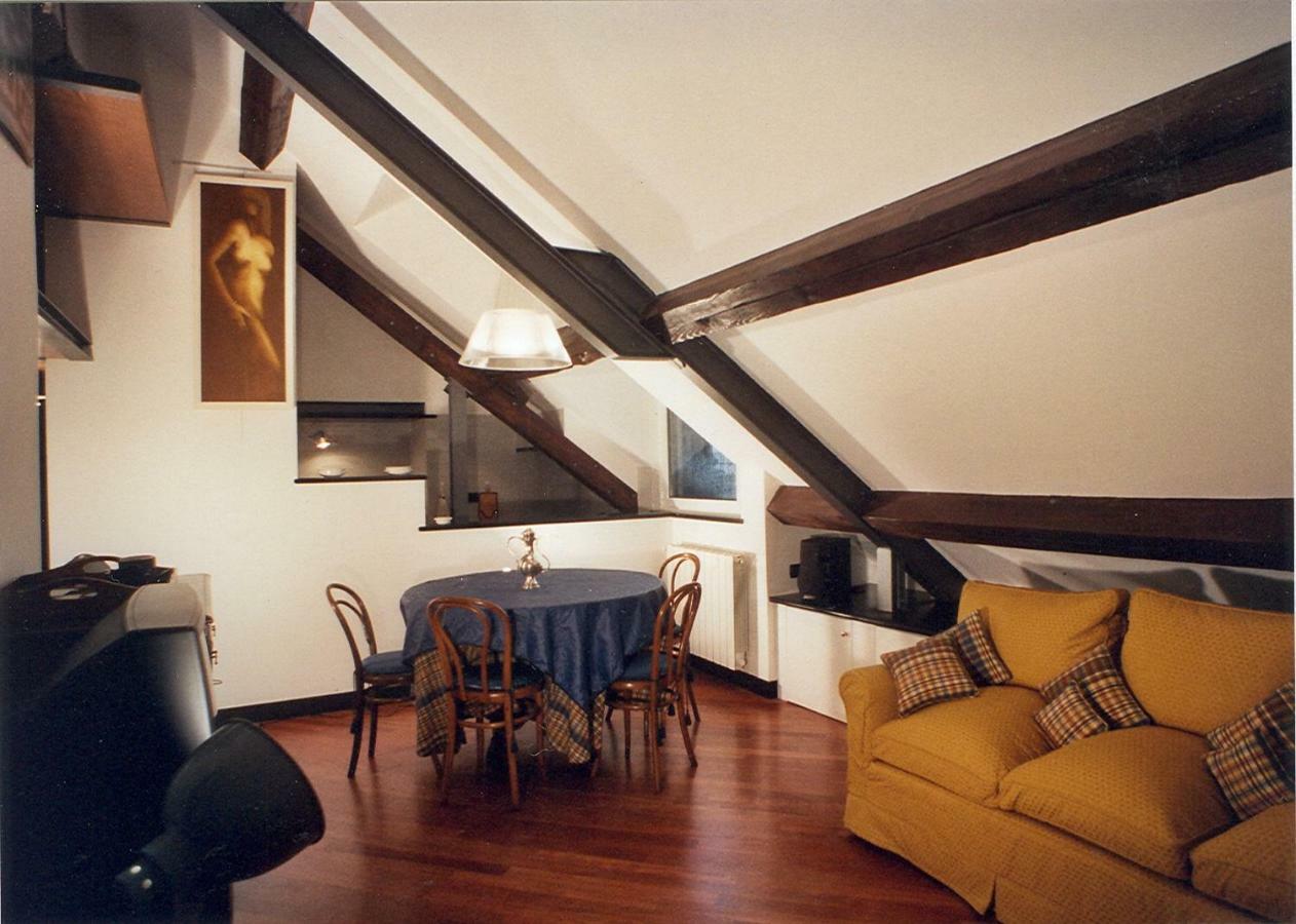 Appartamento Loft Fronte Cattedrale Genova Esterno foto